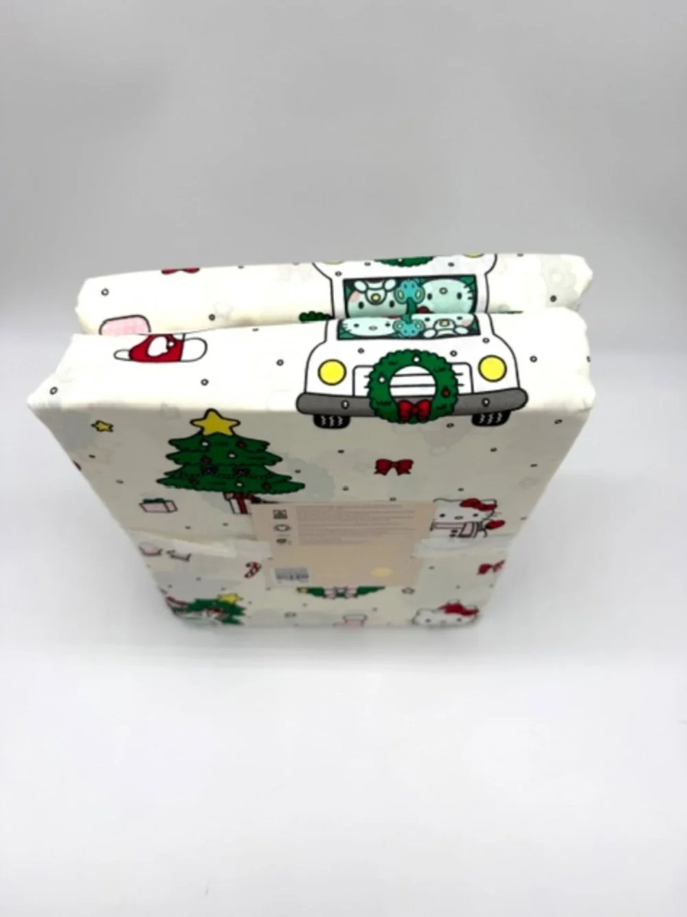 PBTeen Hello Kitty Christmas Organic Queen Sheet Set~Fabulously Festive~